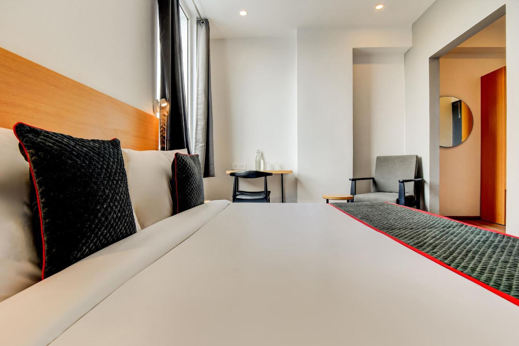 Townhouse 207 Hotel Downtown My Stay Jaipur Exteriör bild