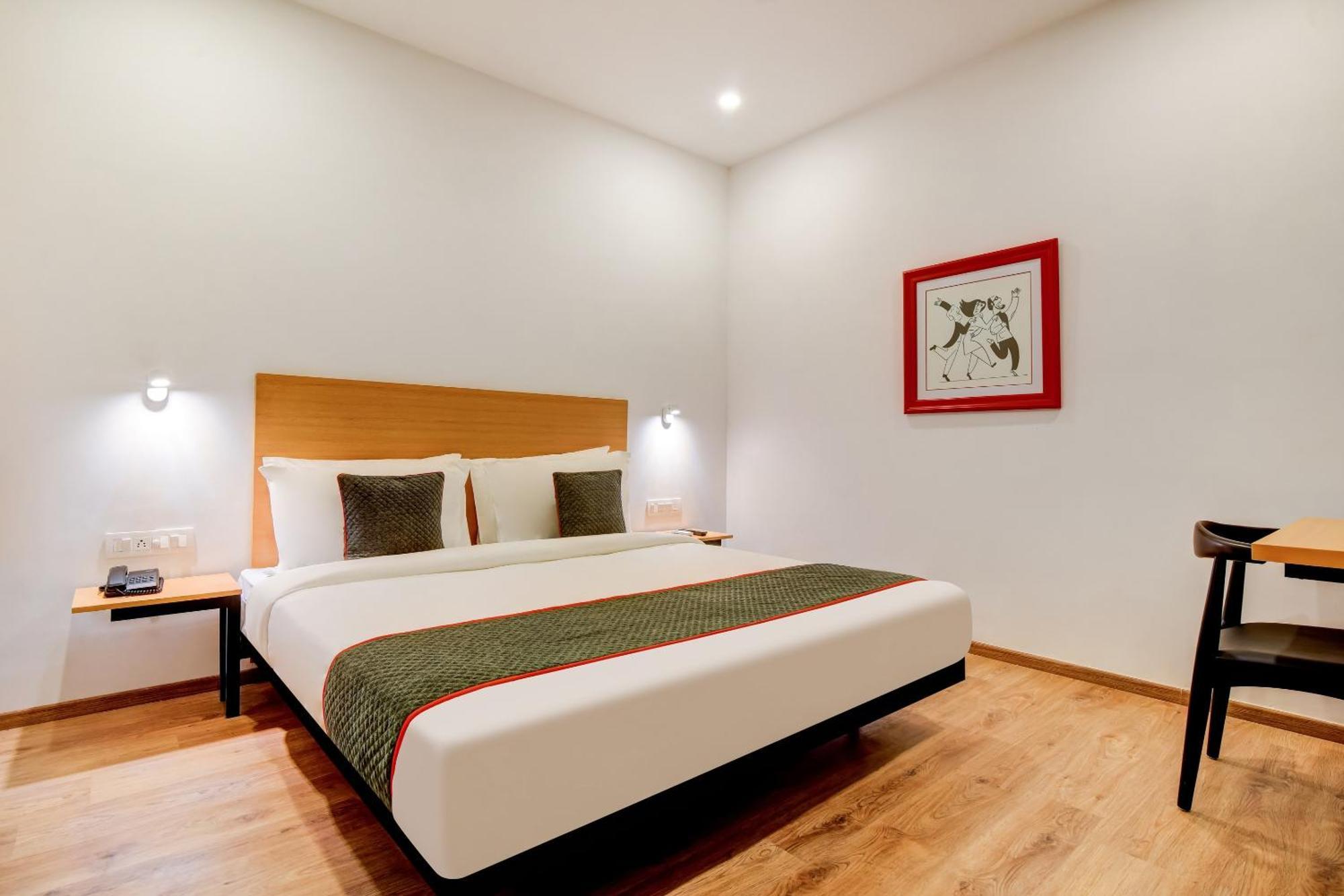 Townhouse 207 Hotel Downtown My Stay Jaipur Exteriör bild