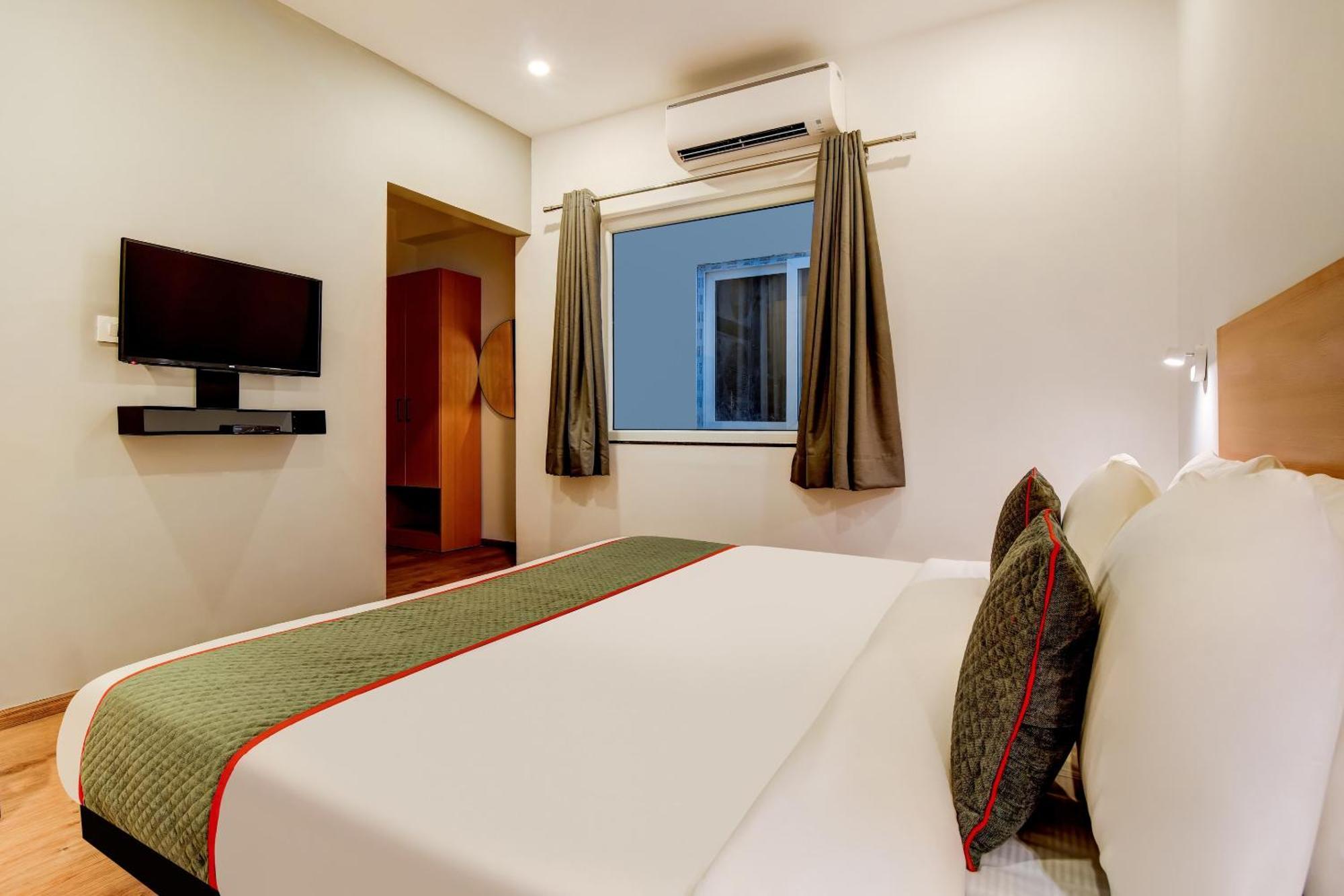Townhouse 207 Hotel Downtown My Stay Jaipur Exteriör bild