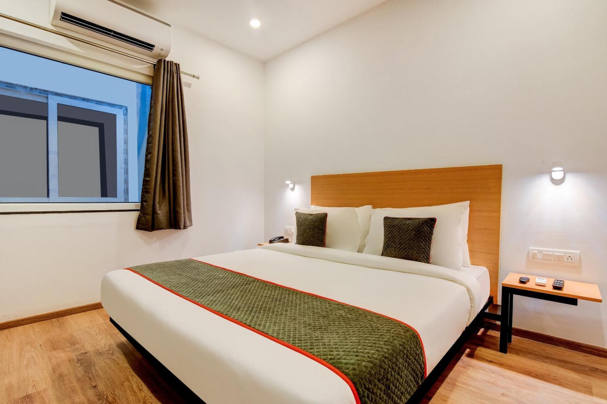 Townhouse 207 Hotel Downtown My Stay Jaipur Exteriör bild